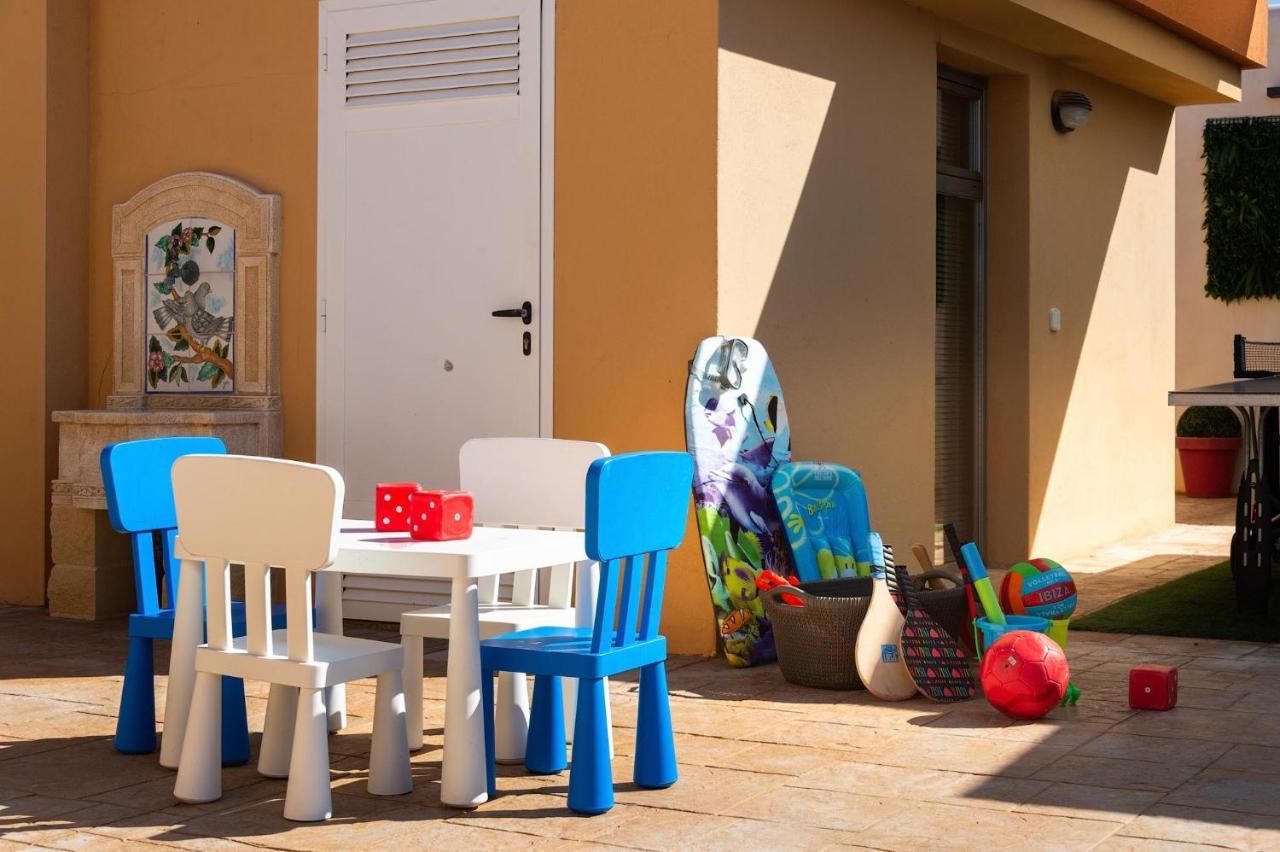 Serena Villa Sant Francesc de s'Estany Exterior foto