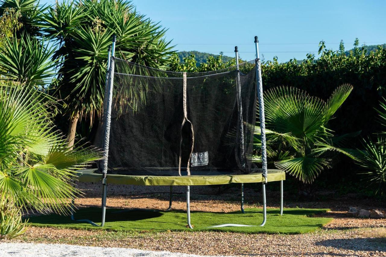 Serena Villa Sant Francesc de s'Estany Exterior foto